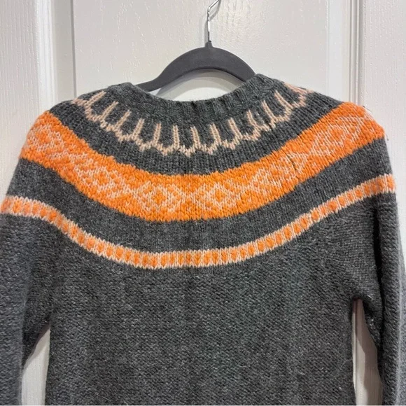 FREE PEOPLE Gray Orange Fair Isle Nordic Wool Blend
Sweater Size Large - Picture 10 of 13